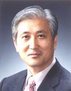 Kwang Woo Kim