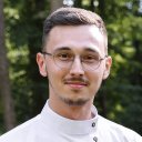 Ilya V Lomakin