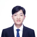 Yang Zou